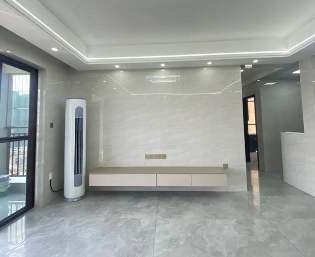 墙面瓷砖烂了用什么可以修饰一下(墙面瓷砖烂了用什么可以修饰一下呢视频) 墙面瓷砖烂了用什么可以修饰一下(墙面瓷砖烂了用什么可以修饰一下呢视频)