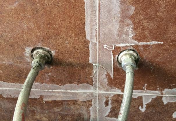 墙上打孔瓷砖打烂怎么办视频(墙上打孔瓷砖打烂怎么办视频讲解) 墙上打孔瓷砖打烂怎么办视频(墙上打孔瓷砖打烂怎么办视频讲解)