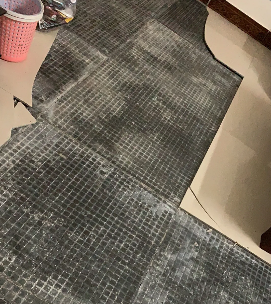 墙上瓷砖翘起来(墙上瓷砖翘起来怎么办) 墙上瓷砖翘起来(墙上瓷砖翘起来怎么办)